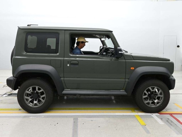 Suzuki JIMNY SIERRA 2023 7537124-3
