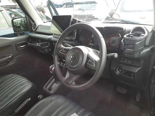 Suzuki JIMNY SIERRA 2023 7537174-9
