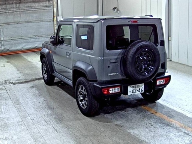 Suzuki JIMNY SIERRA 2025 7537228-1