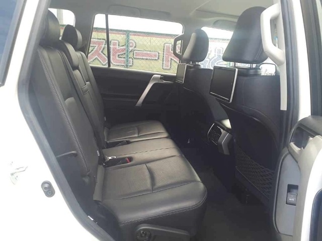 Toyota LAND CRUISER PRADO 2021 7527166-11
