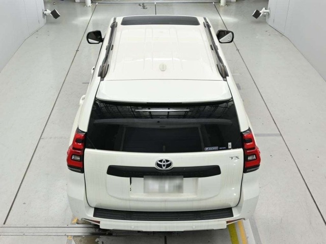 Toyota LAND CRUISER PRADO 2023 7527186-8