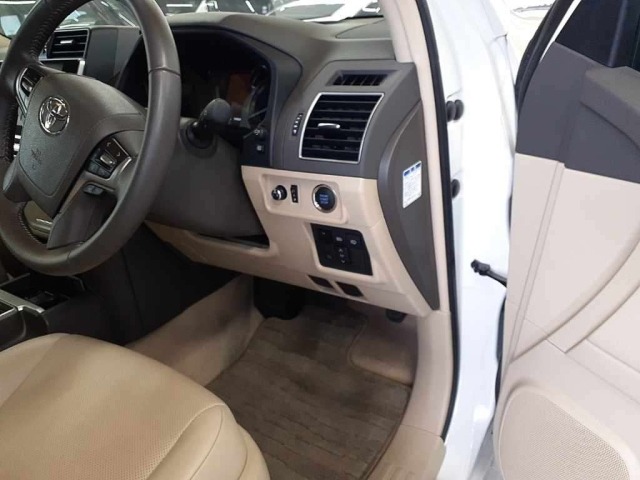 Toyota LAND CRUISER PRADO 2023 7527186-9