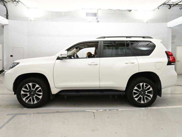 Toyota LAND CRUISER PRADO 2022 7527350-4