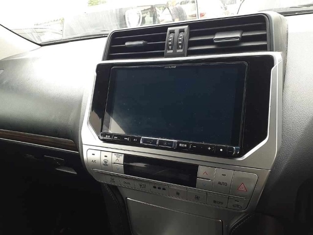 Toyota LAND CRUISER PRADO 2018 7527386-12