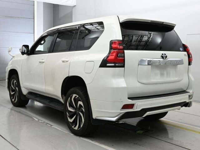 Toyota LAND CRUISER PRADO 2018 7527386-6