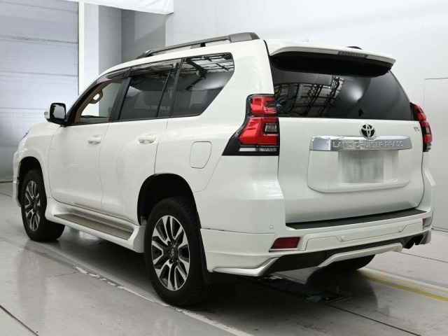 Toyota LAND CRUISER PRADO 2022 7527418-6