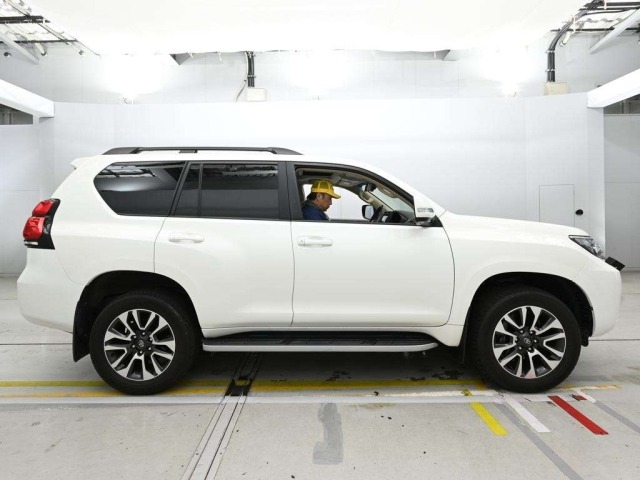 Toyota LAND CRUISER PRADO 2022 7527434-3