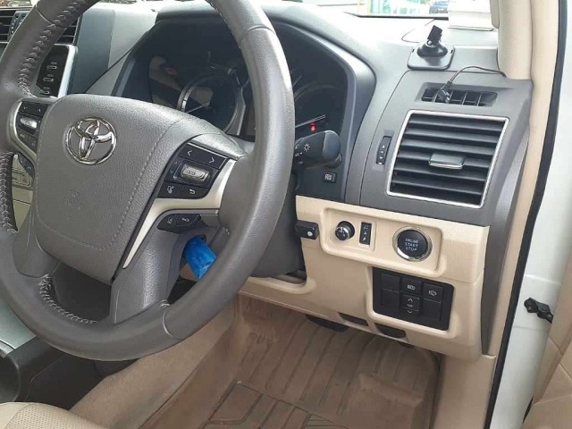 Toyota LAND CRUISER PRADO 2022 7527434-9