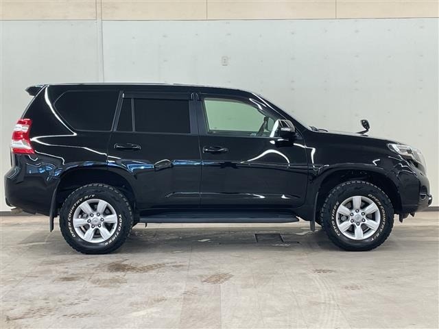 Toyota LAND CRUISER PRADO 2017 7528378-21