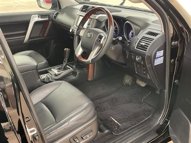 Toyota LAND CRUISER PRADO 2017 7528378-3
