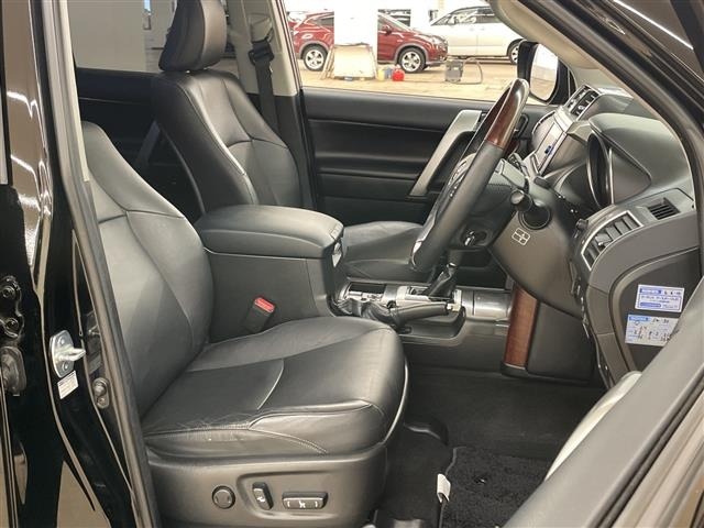 Toyota LAND CRUISER PRADO 2017 7528378-5