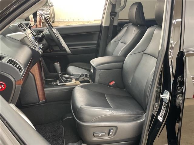 Toyota LAND CRUISER PRADO 2017 7528378-7