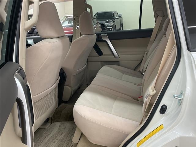 Toyota LAND CRUISER PRADO 2021 7528384-10