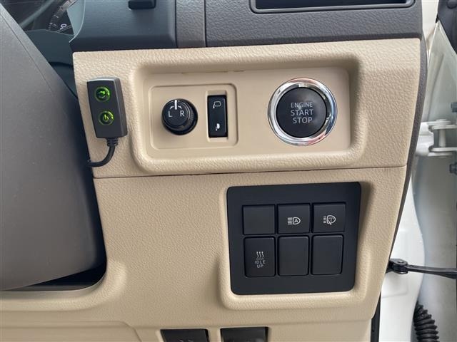 Toyota LAND CRUISER PRADO 2019 7528397-18