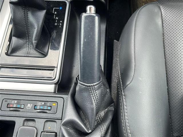 Toyota LAND CRUISER PRADO 2022 7528405-11