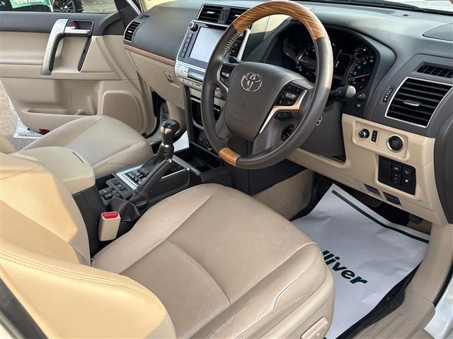Toyota LAND CRUISER PRADO 2018 7528406-1