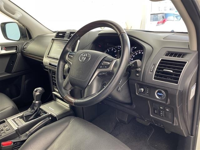 Toyota LAND CRUISER PRADO 2017 7528417-1