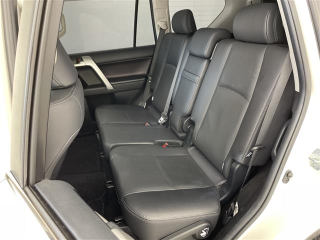 Toyota LAND CRUISER PRADO 2017 7528417-11