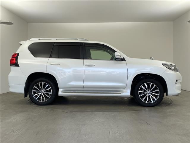 Toyota LAND CRUISER PRADO 2017 7528417-21