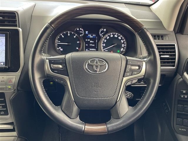 Toyota LAND CRUISER PRADO 2017 7528417-6