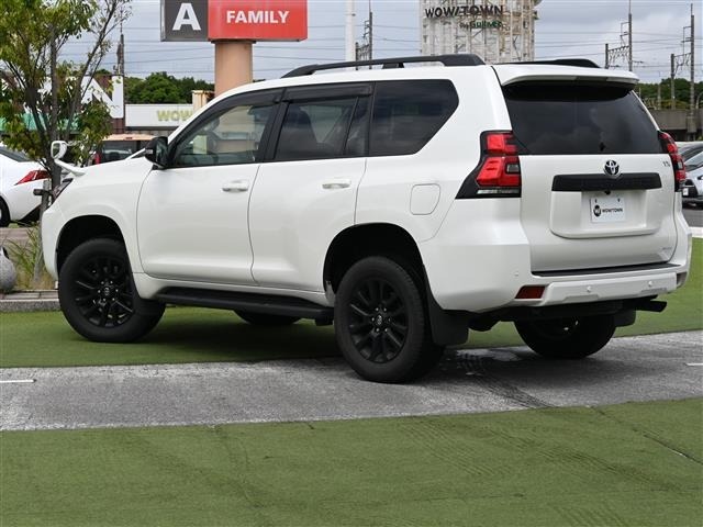 Toyota LAND CRUISER PRADO 2023 7528435-14