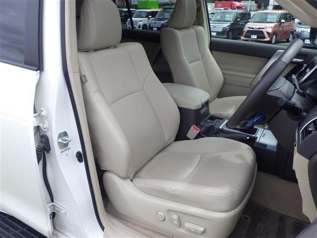 Toyota LAND CRUISER PRADO 2023 7528435-4