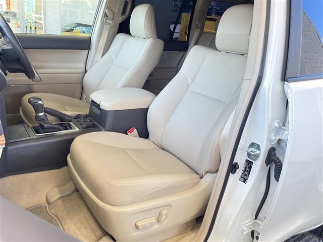 Toyota LAND CRUISER PRADO 2023 7528436-21
