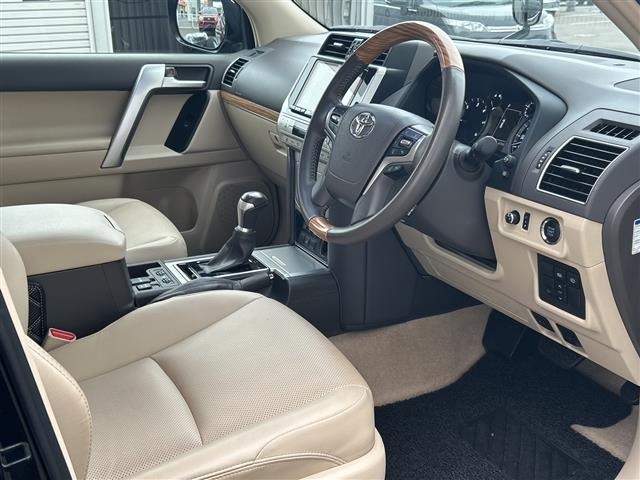 Toyota LAND CRUISER PRADO 2022 7528466-6