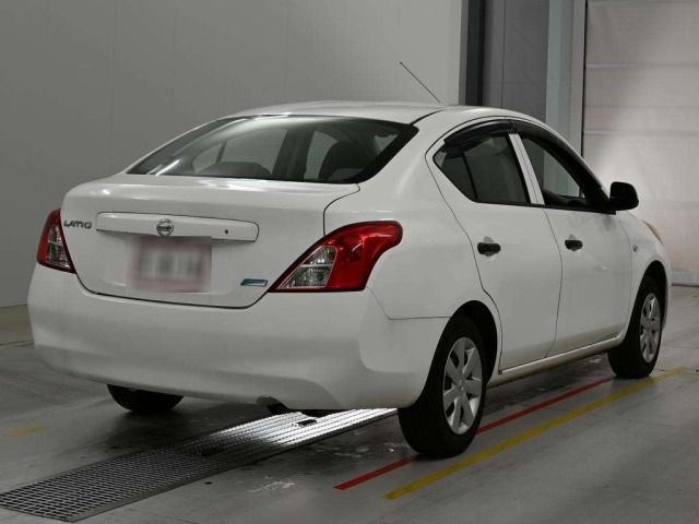 Nissan LATIO 2015 7531836-1