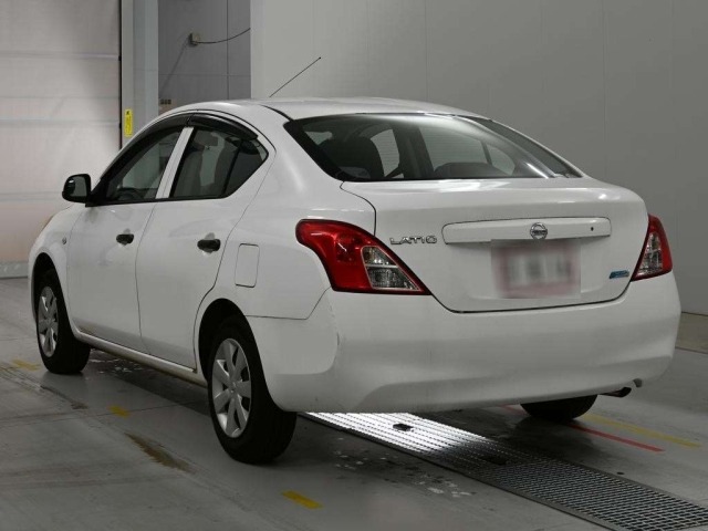 Nissan LATIO 2015 7531836-6