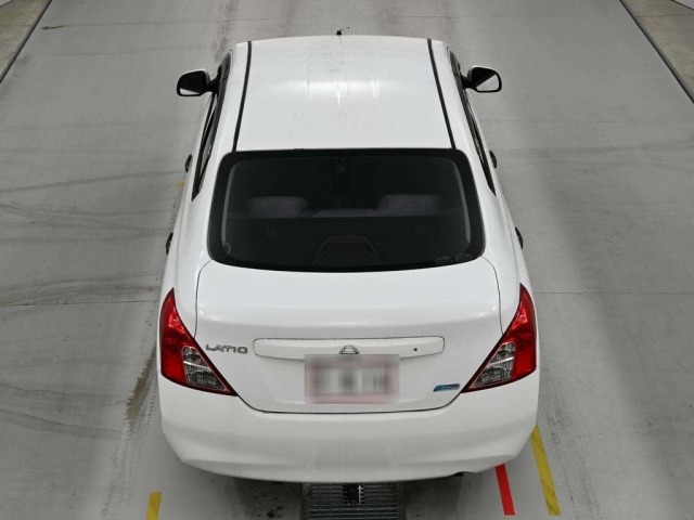 Nissan LATIO 2015 7531836-8