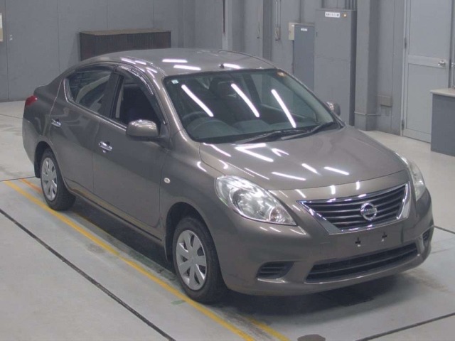 Nissan LATIO 2013 7531848-5