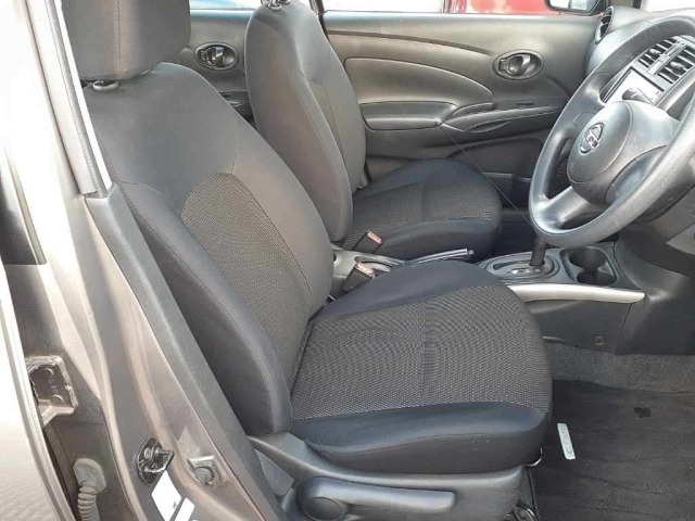 Nissan LATIO 2013 7531848-8