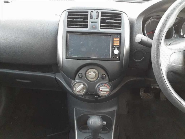 Nissan LATIO 2013 7531848-9