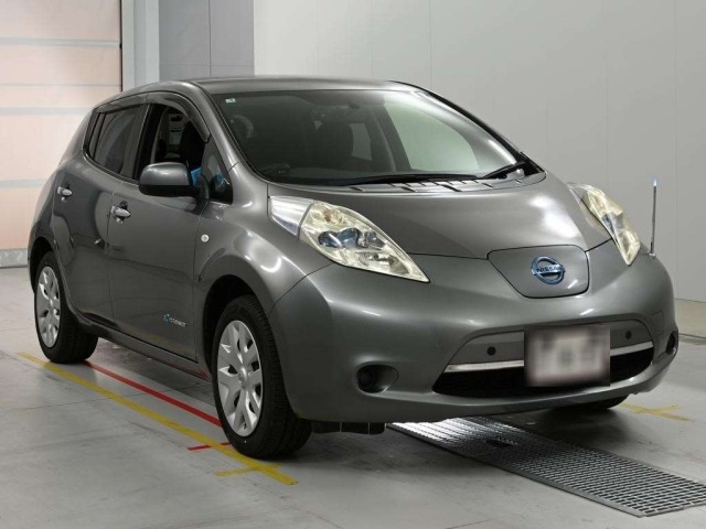 Nissan LEAF 2015 7530738-5