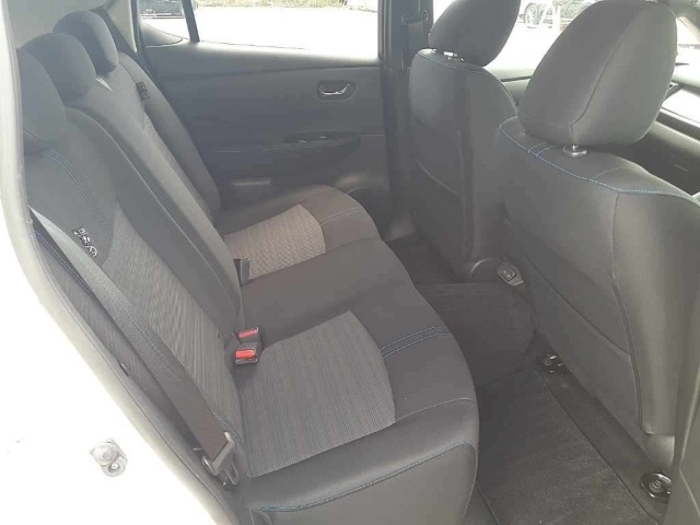 Nissan LEAF 2021 7530761-10