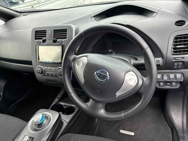 Nissan LEAF 2015 7530786-3