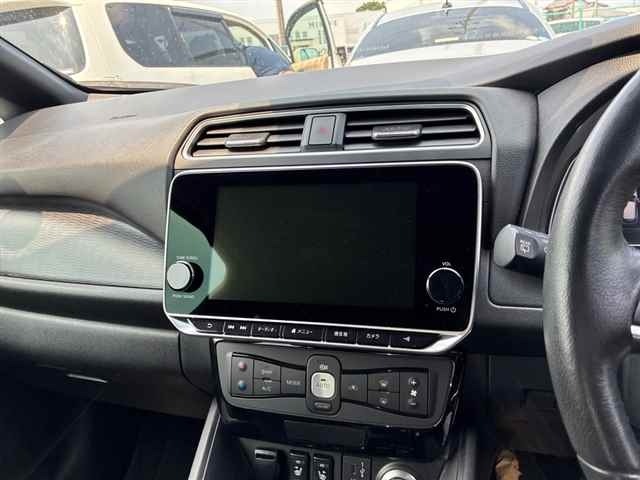Nissan LEAF 2022 7530788-6