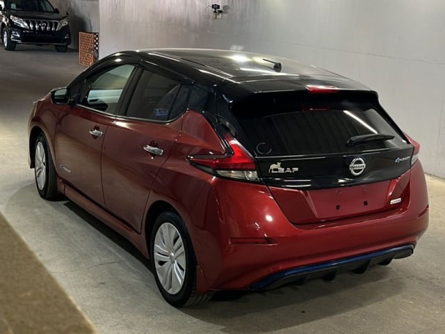 Nissan LEAF 2018 7530808-1
