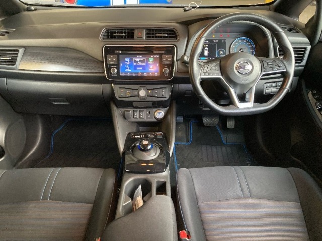 Nissan LEAF 2018 7530808-3