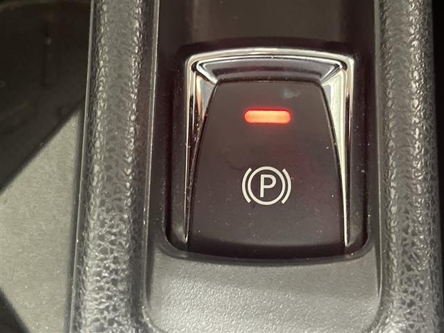 Nissan LEAF 2019 7530900-1