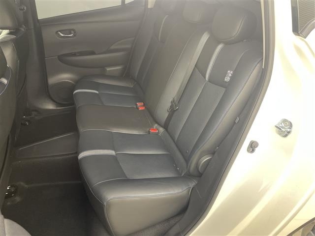 Nissan LEAF 2018 7530965-8