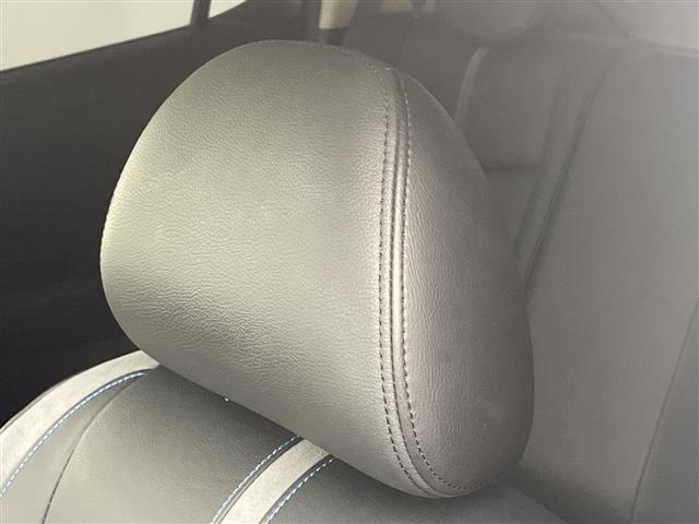 Nissan LEAF 2018 7530965-9