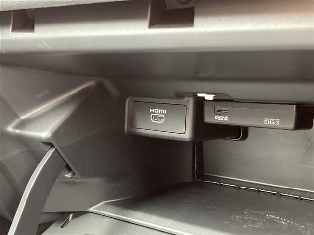 Nissan LEAF 2021 7531019-10