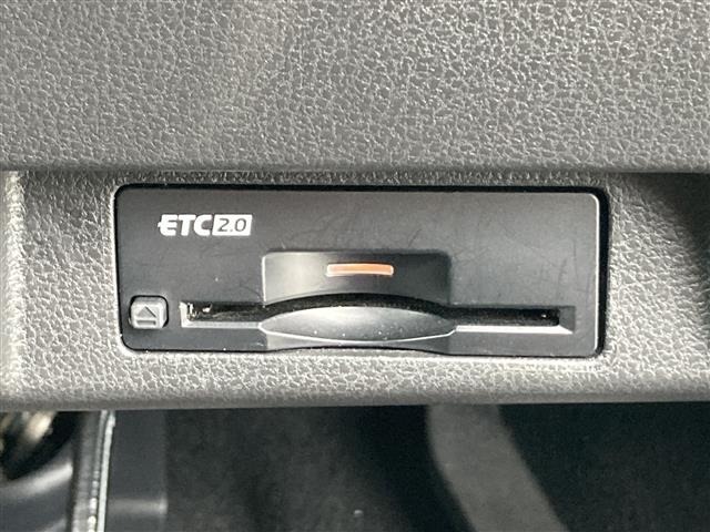 Nissan LEAF 2021 7531019-12