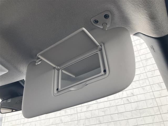 Nissan LEAF 2021 7531019-13