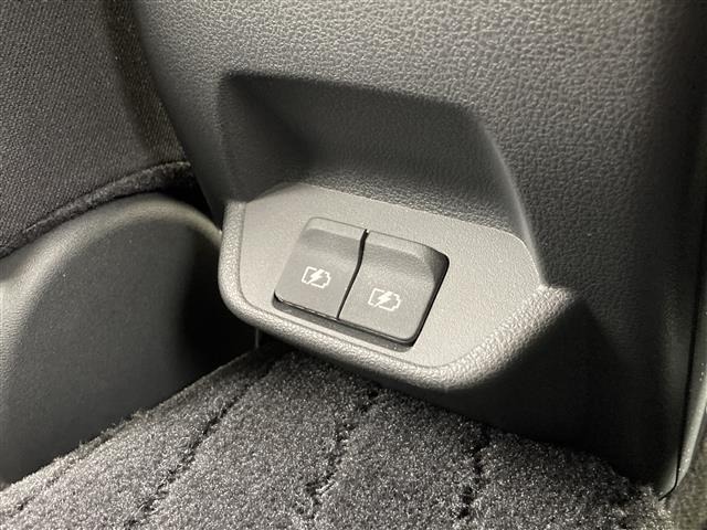 Nissan LEAF 2021 7531019-17