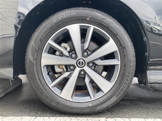 Nissan LEAF 2021 7531019-37