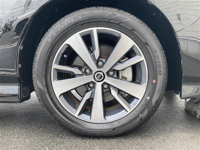 Nissan LEAF 2021 7531019-38