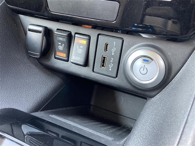 Nissan LEAF 2021 7531020-16